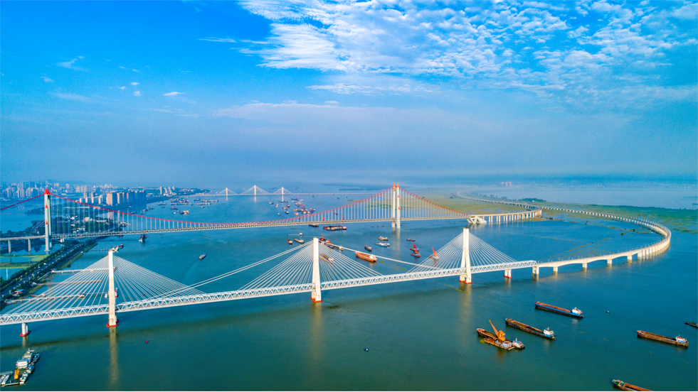 7 洞庭三橋 丁望時(shí) 13907403456.png