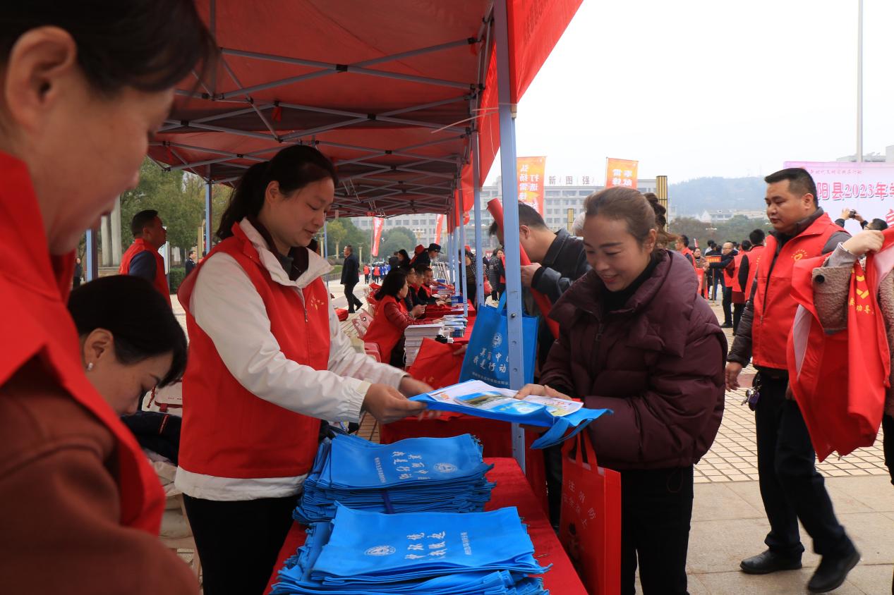 1678086409165031713.jpg 1678086409165031713.jpg