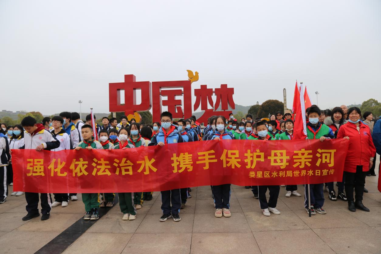 1680225125904045289.jpg 1680225125904045289.jpg