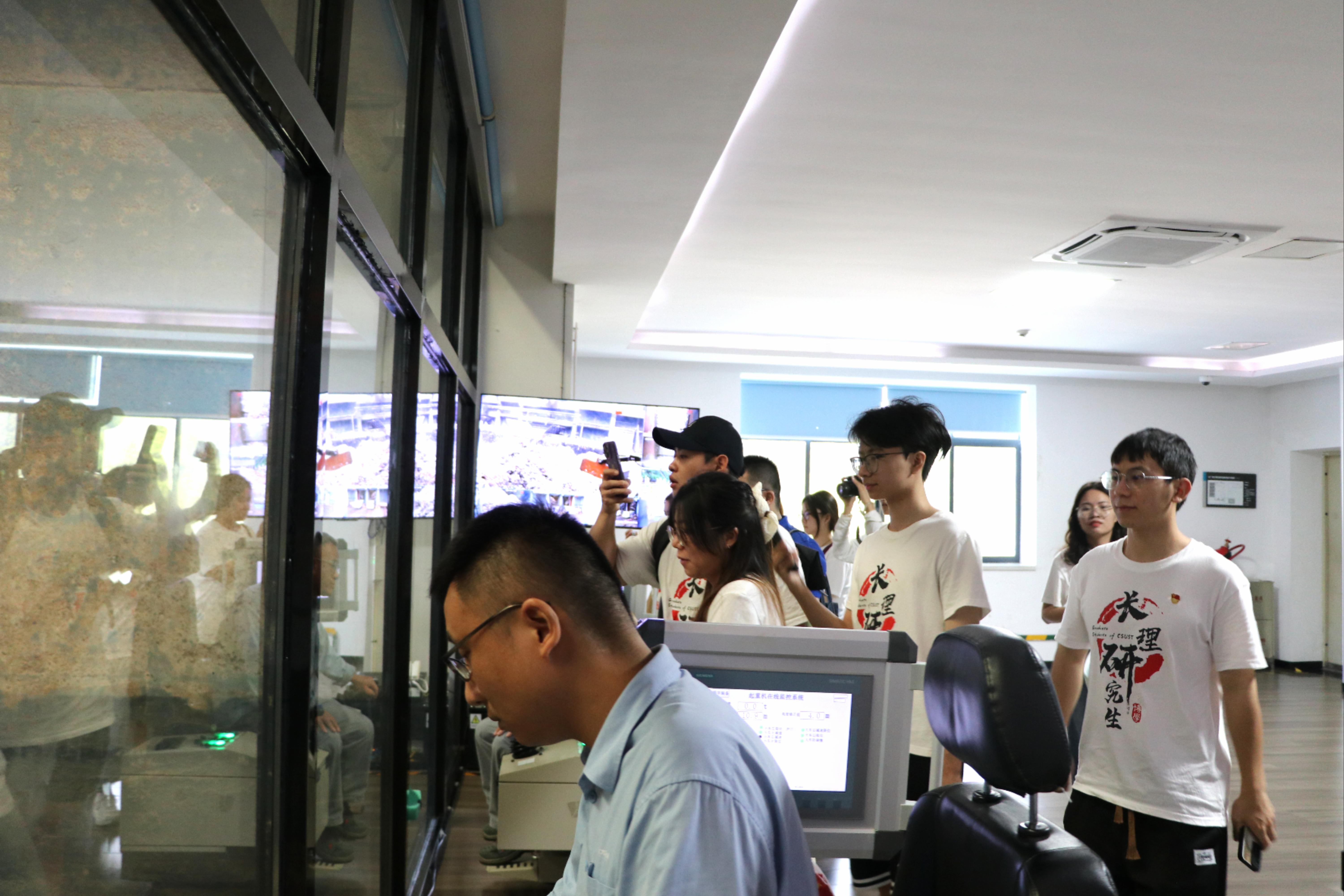 1756717205583090142.jpg 1756717205583090142.jpg